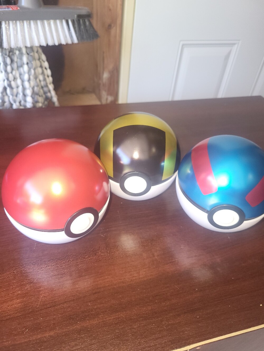 Poké Ball Set - Red, Gold & Blue